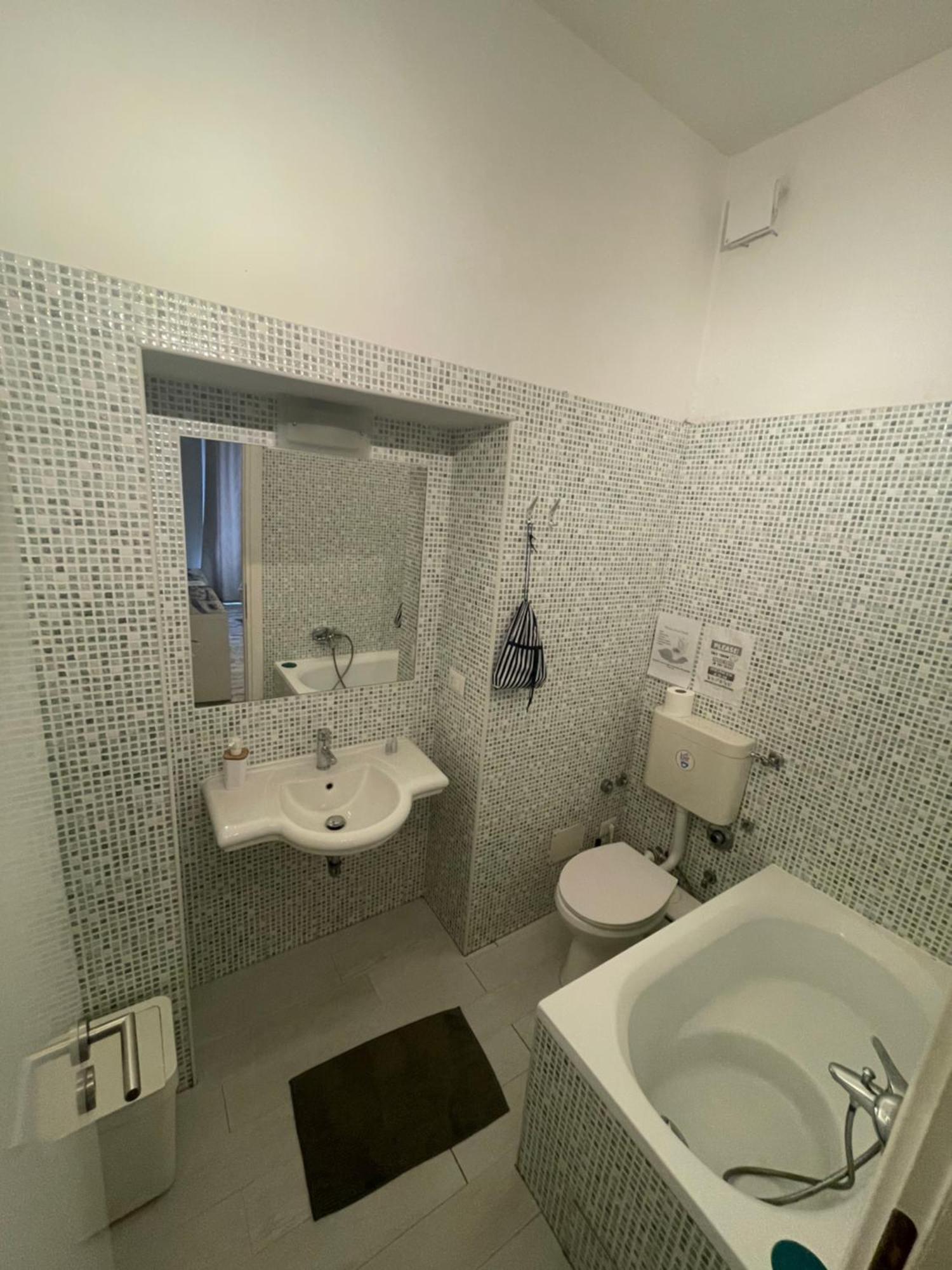 Moshi Moshi Bed & Breakfast Rome Exterior photo